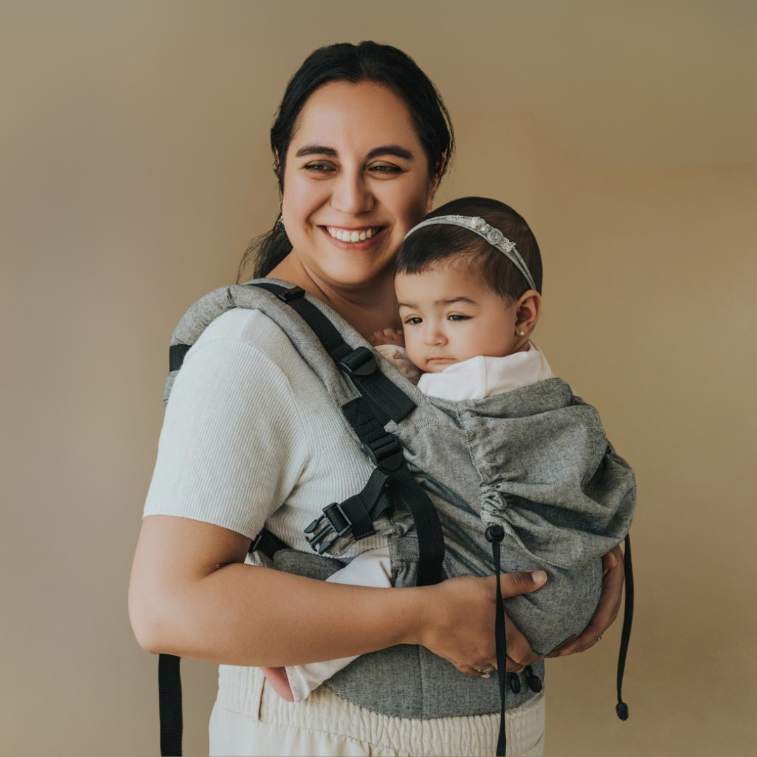 Madre Mi Bebe De Meses Solo Quiere Estar En Brazos Mochila Ergo